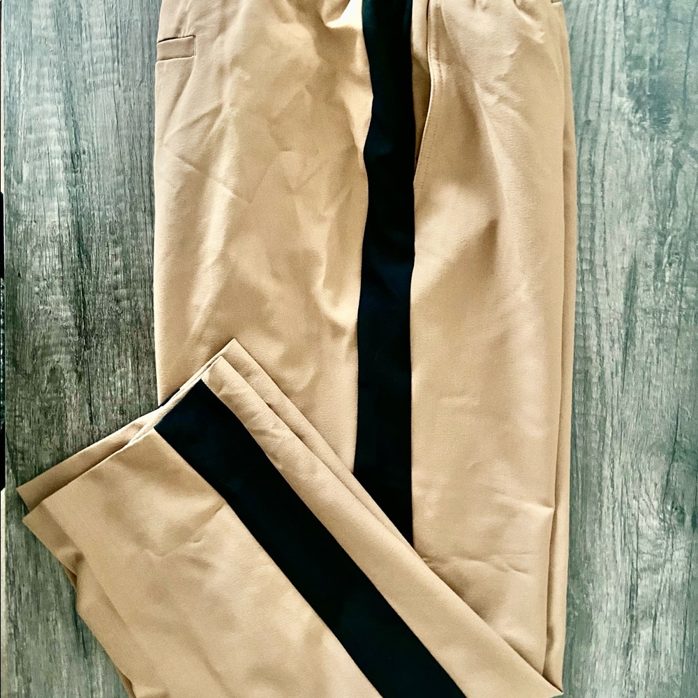 Comfy and elegant crop pants!